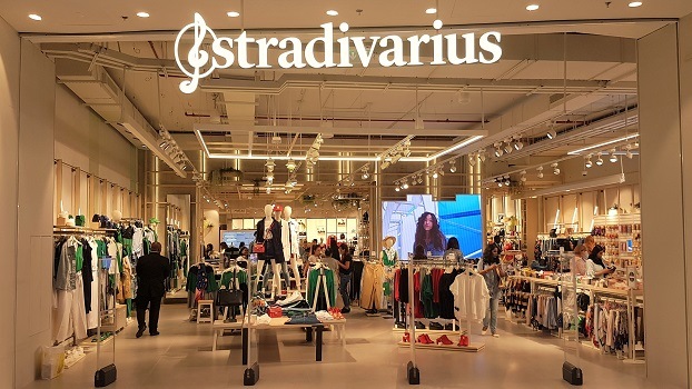 stradivarius grand opening